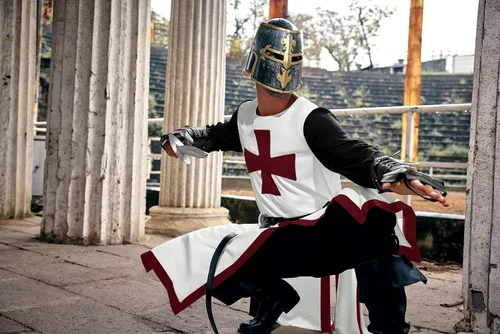 Vista 3 de Enjoybuy Túnica medieval para hombre, disfraz de caballeros templarios de los cruzados, renacentista, Halloween, guerrero, capa negra de la peste