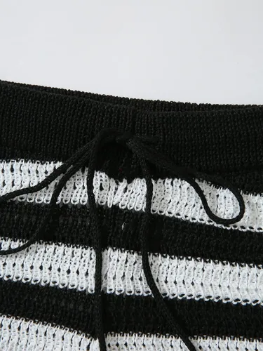 Vista 7 de GORGLITTER Pantalones cortos de punto de ganchillo a rayas para mujer, parte inferior de bikini