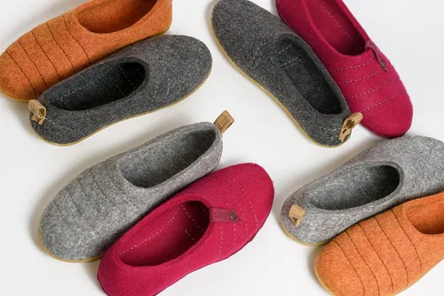 Vista 5 de Women's Slippers Natural Boiled Wool Cocoon Woolen Clogs Bright Yellow