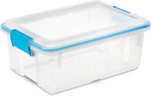 Vista 26 de Sterilite 19414306 - Caja de almacenamiento de plástico transparente de 7.5 cuartos y tapa con pestillos azules