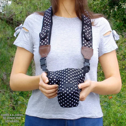 Vista 4 de USA GEAR Funda para cámara réflex digital con tecnología de DuraNeoprene, almacenamiento de accesorios y aberturas para correa – Funciona con Nikon