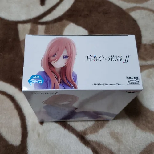 Vista 3 de BANPRESTO THE QUINTESSENTIAL QUINTUPLETS NAKANO MIKU Pijamas PVC Figura 3.9 in