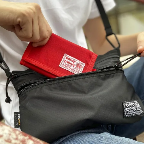 Vista 7 de Rough Enough - Cartera para niños y niñas, adolescentes y adolescentes, con tarjetero y llavero, Rojo -, Casual