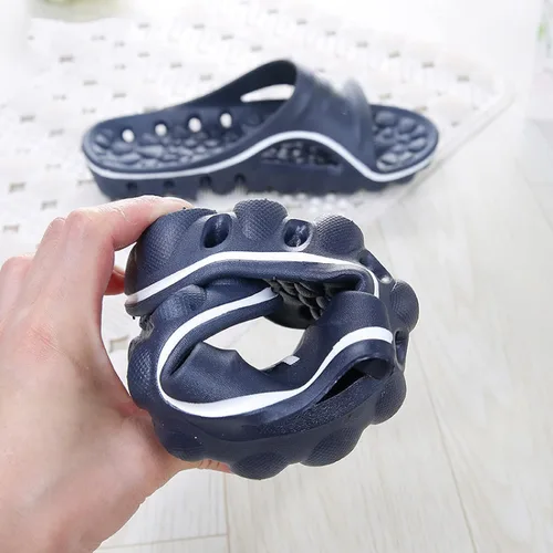 Vista 5 de Zapatos relajantes para masaje de pies, sandalias y pantuflas de masaje de golpes, pantuflas de baño antideslizantes, color negro, 45, masajeador