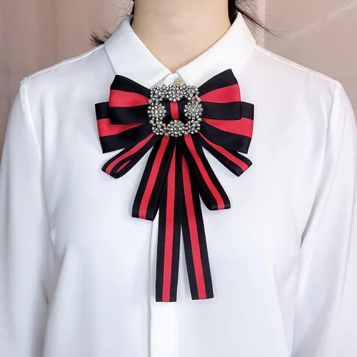Vista 6 de Broche de lazo negro de Navidad para mujeres y hombres, broche de lazo para mujer, joyería de lazo negro, decoración de corbatín para mujer, collar