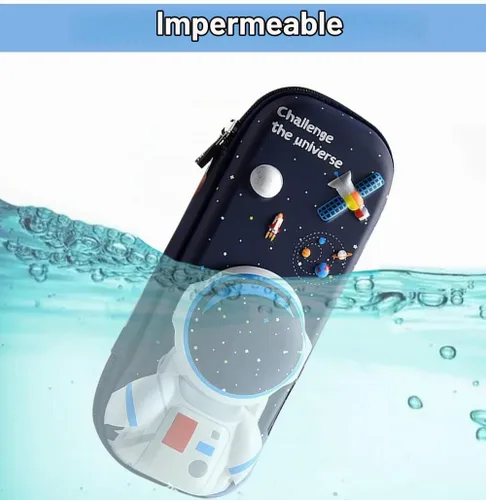 Vista 2 de Estuche para lápices de astronauta 3D para niños y niños, caja impermeable con compartimentos para bolígrafos (azul oscuro)