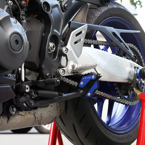 Vista 3 de Placa de soporte de extensión de soporte lateral para motocicleta compatible con YAMAHA MT-07 2014-2023 Soporte de almohadilla de pie Accesorios