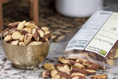 Vista 3 de Bella Viva Orchards Nueces de Brasil orgánicas, 1 libra de nueces orgánicas de Brasil