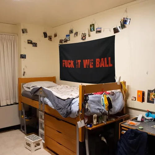 Vista 6 de Bandera "Fuck It We Ball" Negra Banderas Divertidas y Geniales para Dormitorio Universitario Chicos Chicas Pared Banderas de Meme Estandarte 3x5