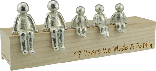 Vista 5 de Idea del 17 aniversario – 17 años que hicimos un adorno de metal familiar – Elige tu combinación familiar (1 niño)