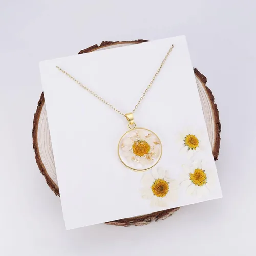 Vista 11 de Forget-Me-Not and Queen Anne's Lace Pressed Wildflower Necklace Birth Month Real Flower Necklace Gold/Silver Pressed Flower Jewelry