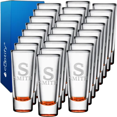 Vista 95 de Vaso de chupito personalizado con fondo negro personalizado de 2 oz, vasos de chupito cordiales con inicial y nombre en script dividido