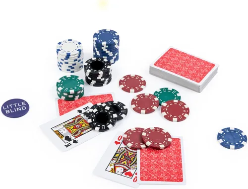 Vista 7 de Spin Master Games, Cardinal Classics, juego de póquer de 300 piezas con estuche de transporte de aluminio, fichas de peso profesional y dados