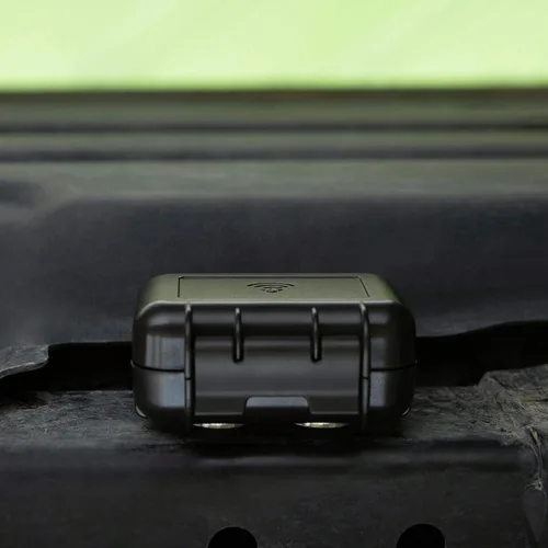 Vista 6 de Spy Tec GL-HM estuche magnético impermeable y resistente al clima para rastreadores GPS en tiempo real STI GL300 Extra-strong magnets, crushproof
