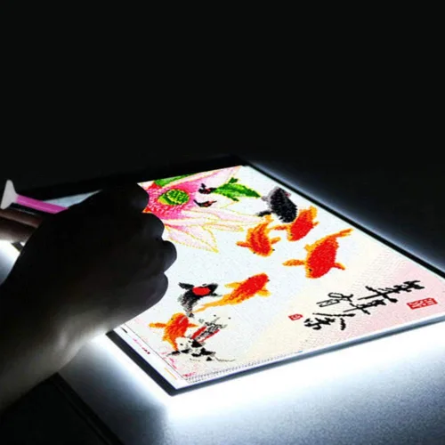 Vista 3 de Caja de luz de brillo ajustable A5, caja de luz LED para trazado, tablero de dibujo artístico, bloc de copia con función de memoria, mesa con cable