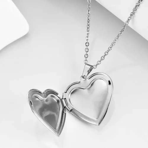 Vista 6 de PHOCKSIN Locket Necklace for Women BlackGoldSilver Locket Necklace Gifts for Girls OvalRoundHeart Photo Necklace Custom Picture Presents for