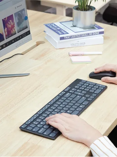 Vista 6 de Lenovo Teclado inalámbrico 300, negro