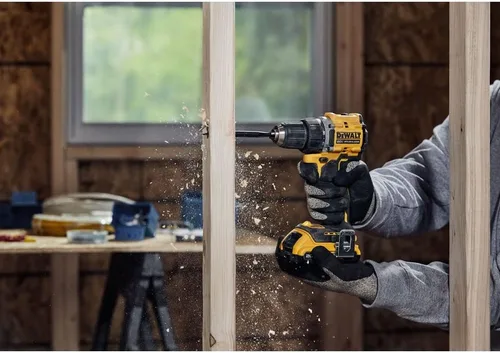Vista 8 de Dewalt DCD794D1 20V MAX ATOMIC COMPACT SERIES Kit de taladro atornillador inalámbrico de iones de litio sin escobillas de 1/2 pulgada (2 Ah)