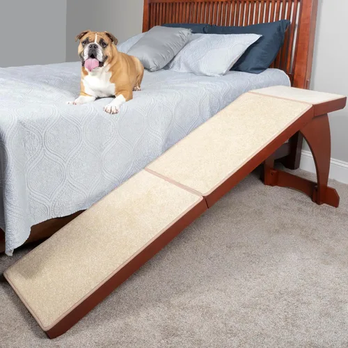Vista 5 de PetSafe CozyUp Rampa para Cama - Apoya la Espalda y Articulaciones de las Mascotas - Superficie de Alfombra de Alta Tracción - Madera Grado Mueble