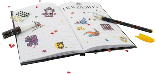 Vista 8 de Innovative Designs Harry Potter - Juego de diario brillante para niños, con calcomanías y gemas