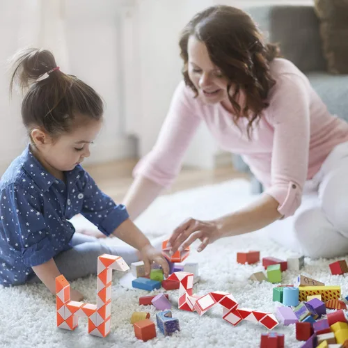 Vista 6 de Yeetec Paquete de 30 cubos mágicos de velocidad de 24 bloques, mini cubo de serpiente, mini cubo de rompecabezas de plástico para niños, rellenos