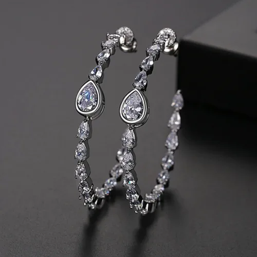 Vista 3 de Delicados aretes de aro grandes chapados en oro con forma de lágrima AAAAA Australia con circonita cúbica AAAAA, joyería de moda para mujeres
