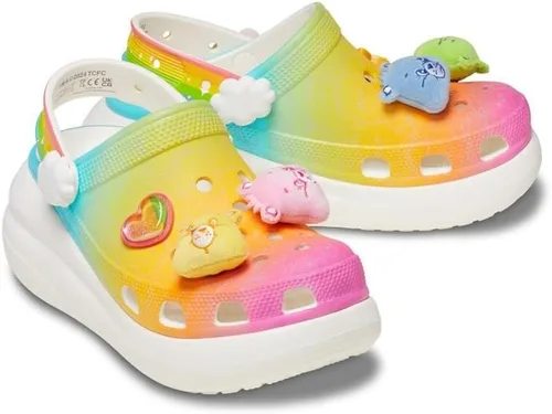 Vista 4 de Crocs Zuecos Pikachu clásicos unisex para adultos Care Bear