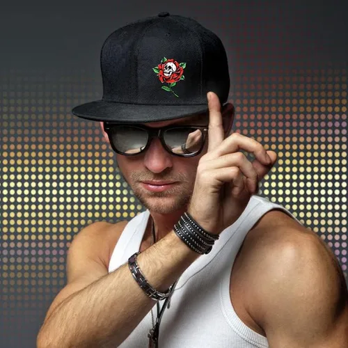 Vista 4 de Sombreros de calavera para hombre, sombreros planos para hombre, ala de esqueleto, rosa, sombreros ajustados para hombre, sombreros de béisbol