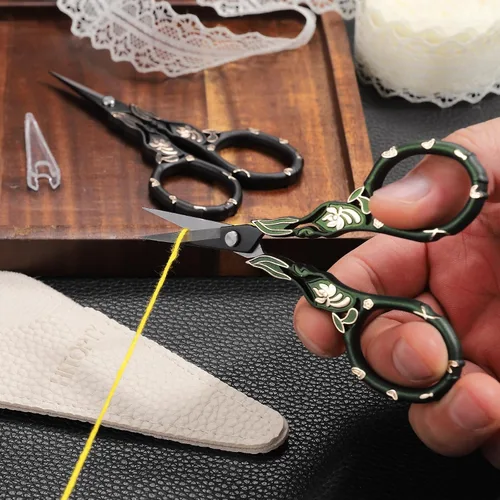 Vista 5 de Tijeras de costura vintage con tapa, tijeras pequeñas multiusos, mini tijeras para manualidades, costura, detalle de punto de cruz, tijeras de hilo