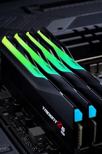 Vista 5 de 64GB G.Skill DDR5 Trident Z5 RGB 6400MHz CL32 1.40V Kit de doble canal 2X 32GB Negro
