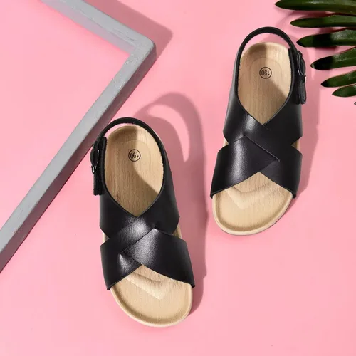 Vista 7 de Cubufly Sandalias para niños con tiras cruzadas y puntera abierta, zapatos de verano para uso en interiores y exteriores, para niños pequeños
