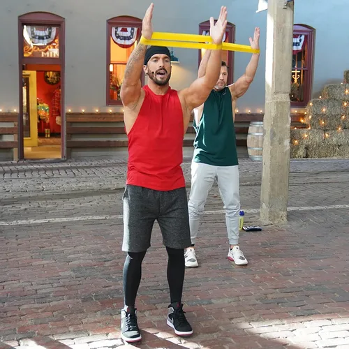 Vista 8 de Beachbody Bandas de resistencia para entrenamientos de glúteos y muslos, bucles de ejercicio de fuerza unisex para mujeres y hombres, niveles