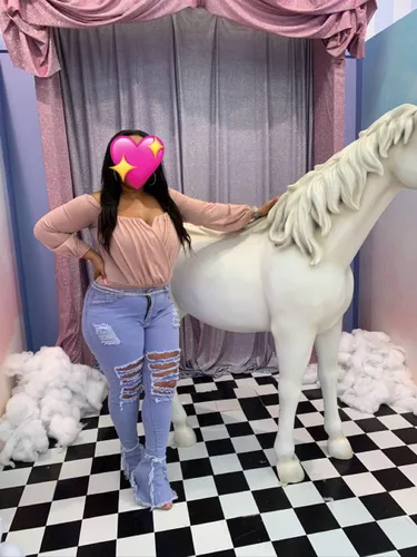 Vista 5 de Pantalones rotos acampanados para mujer con cintura elástica y dobladillo deshilachado