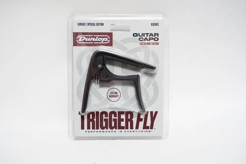Vista 5 de Jim Dunlop Trigger® Fly™ Capo Celtic Knot Edition Curvo - Negro