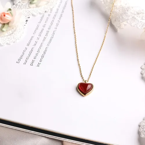 Vista 6 de Temoto Valentines Day Girlfriend Gifts Necklace - Gold Carnelian Crystal Heart Necklace for Women Teen Girls Love Gifts for Her