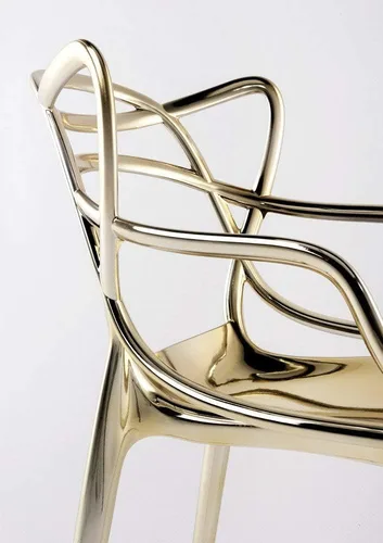 Vista 11 de Kartell Silla Masters de Philippe Starck con Eugeni Quitllet, paquete de 2, dorado metálico Metálico Dorado