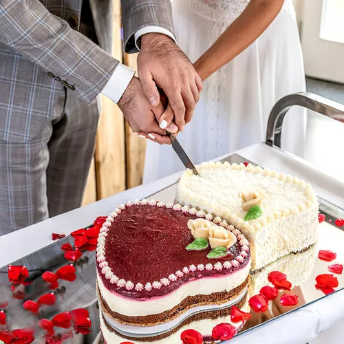 Vista 6 de Abaodam Maniquí de pastel de corazón de espuma de corazón, modelo de práctica de horneado de 12 pulgadas para el día de San Valentín, boda