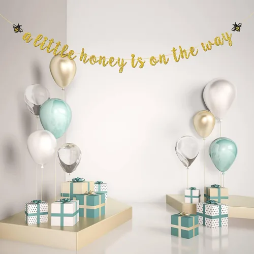 Vista 6 de Cartel con texto en inglés "A Little Honey is on The Way" con purpurina dorada con temática de abejorros y abejas, revelación de género, decoración