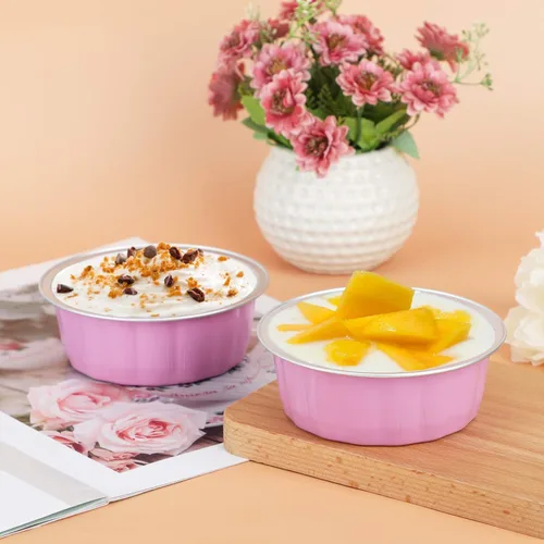 Vista 4 de Beasea - Vasos de aluminio con tapas, 8 onzas, paquete de 100 moldes desechables de 3.9 pulgadas, para hornear ramekin, taza de soufflé rosa
