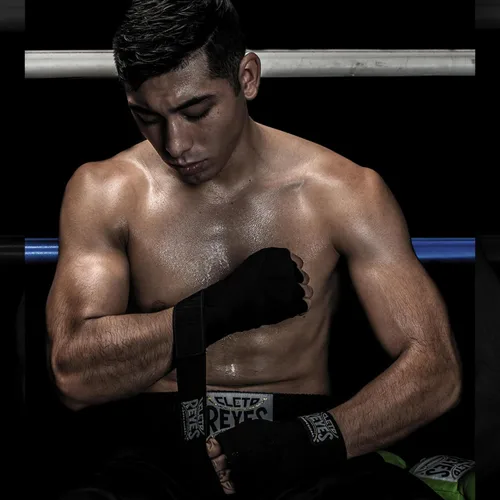Vista 7 de CLETO REYES Vendas de mano de compresión para guantes de boxeo, elástico transpirable, MMA, kickboxing, Muay Thai, negro