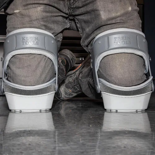 Vista 9 de KLEIN TOOLS 60897 Rodilleras para hombres y mujeres, que no marcan, rodilleras de trabajo estabilizadoras de servicio pesado, correas ajustables
