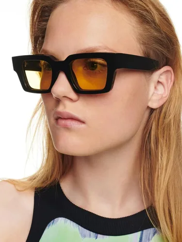 Vista 3 de AIEYEZO Gafas de sol cuadradas para mujeres y hombres, gafas de sol cuadradas con montura gruesa, estilo de diseñador simple