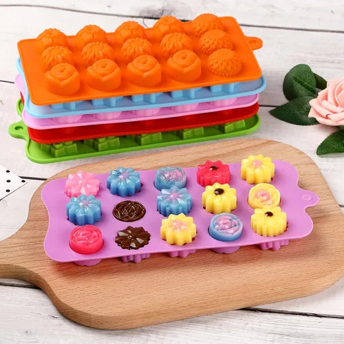 Vista 5 de FIRETREESILVERFLOWER Juego de moldes de chocolate con forma de flor, corazón, estrellas, rosa, flores en combinación, molde de silicona para hornear