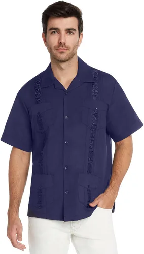 Vista 4 de 9 Crowns Essentials Guayabera - Camisa con botones para hombre