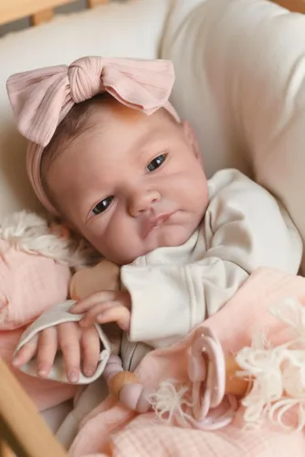 Vista 7 de WOOROY - Muñecas Reborn realistas para bebé niña de 20 pulgadas, muñecas recién nacidas con cabello rojo y ojos abiertos, cuerpo de tela