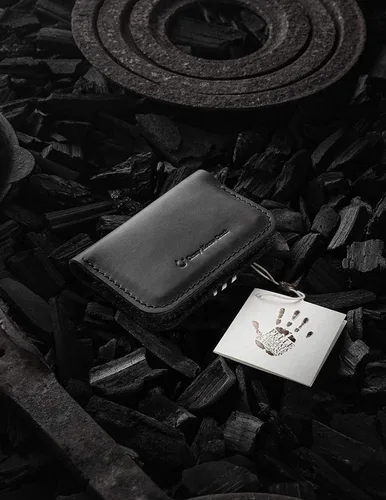 Vista 18 de Crazy Horse Craft Personalized Leather Card Holder, Business Card Case Felt Alpine Green
