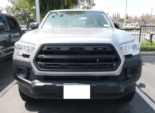 Vista 5 de iJDMTOY Kit de luces LED ámbar de lente ahumada compatible con Toyota Tacoma 2012 en adelante, juego central de 2 lámparas de marcador con cableado