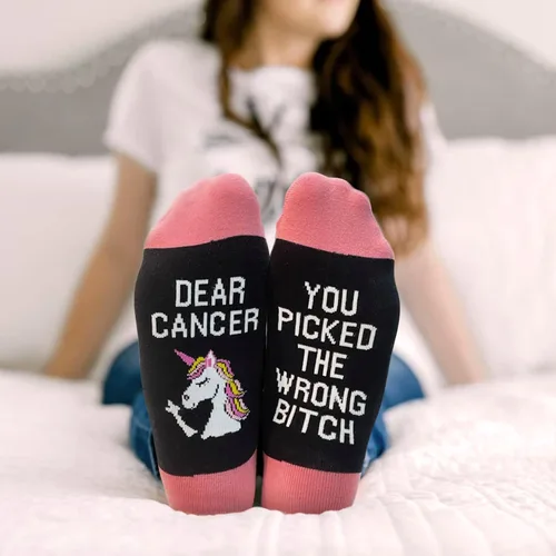 Vista 5 de HAPPYPOP Women Breast Cancer Nurse Off Duty Reading Birthday Teacher Socks, Inspirational Chemo Medical Teacher Boss Gifts