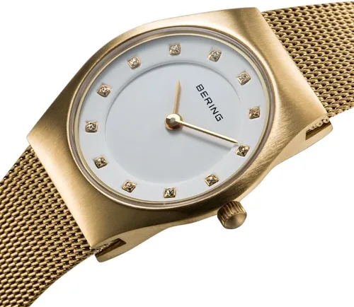 Vista 2 de Bering Women Analog Quartz Classic Collection Watch with Stainless Steel Strap & Sapphire Crystal