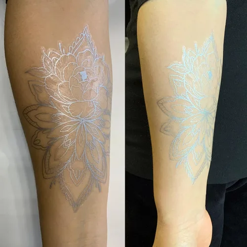 Vista 5 de Roarhowl Tatuajes temporales con destellos metálicos, oro, plata, adecuados para todos los tonos de piel (plateado 3)